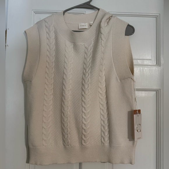 Cyrus sweater vest - Picture 1 of 4